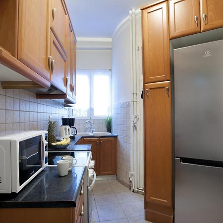 Comfortable Apartment At The Foot Of The Odeon Of Herodes Atticus Athens Luaran gambar