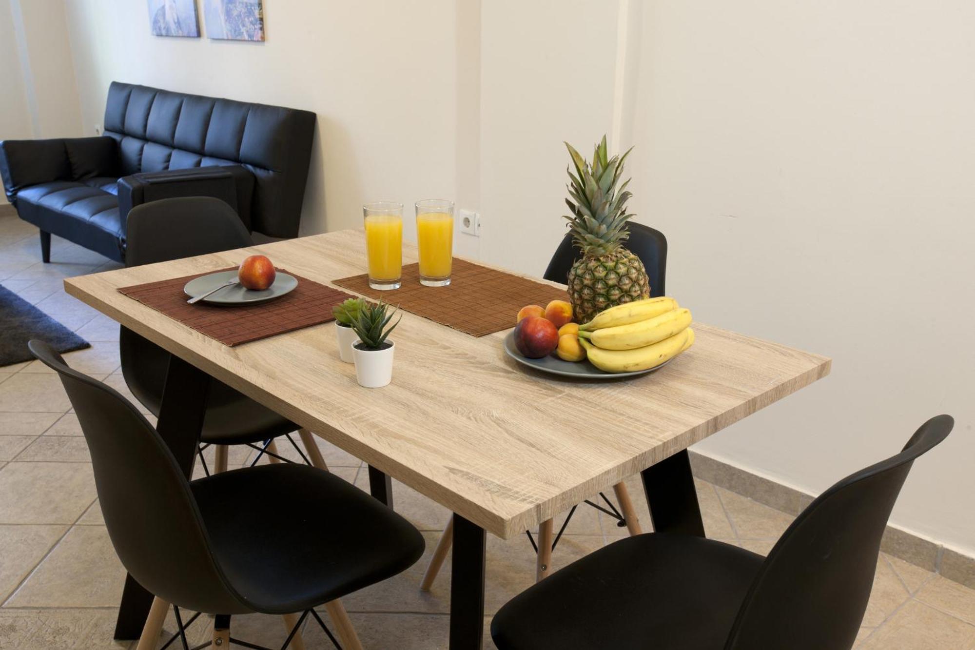 Comfortable Apartment At The Foot Of The Odeon Of Herodes Atticus Athens Luaran gambar
