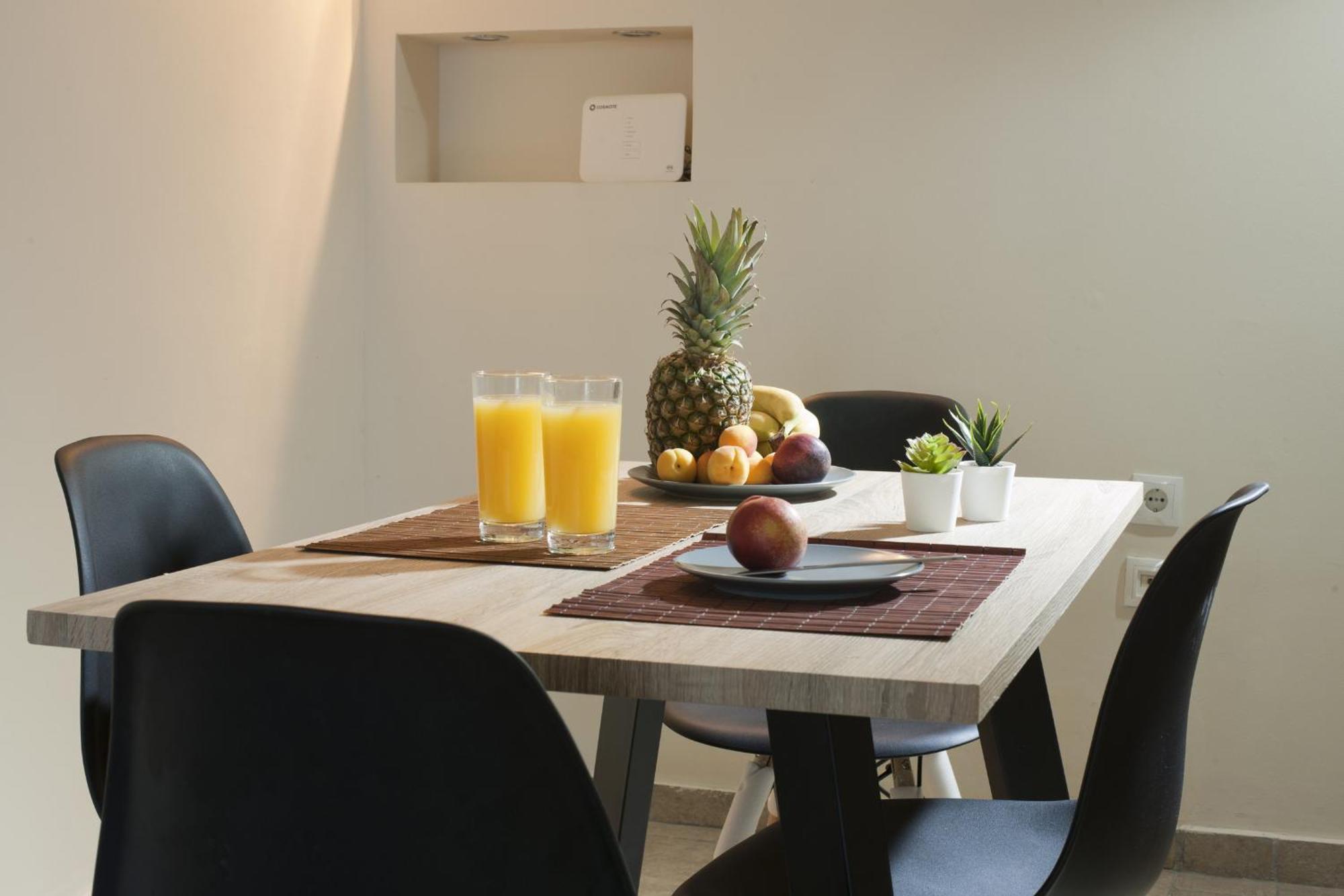 Comfortable Apartment At The Foot Of The Odeon Of Herodes Atticus Athens Luaran gambar